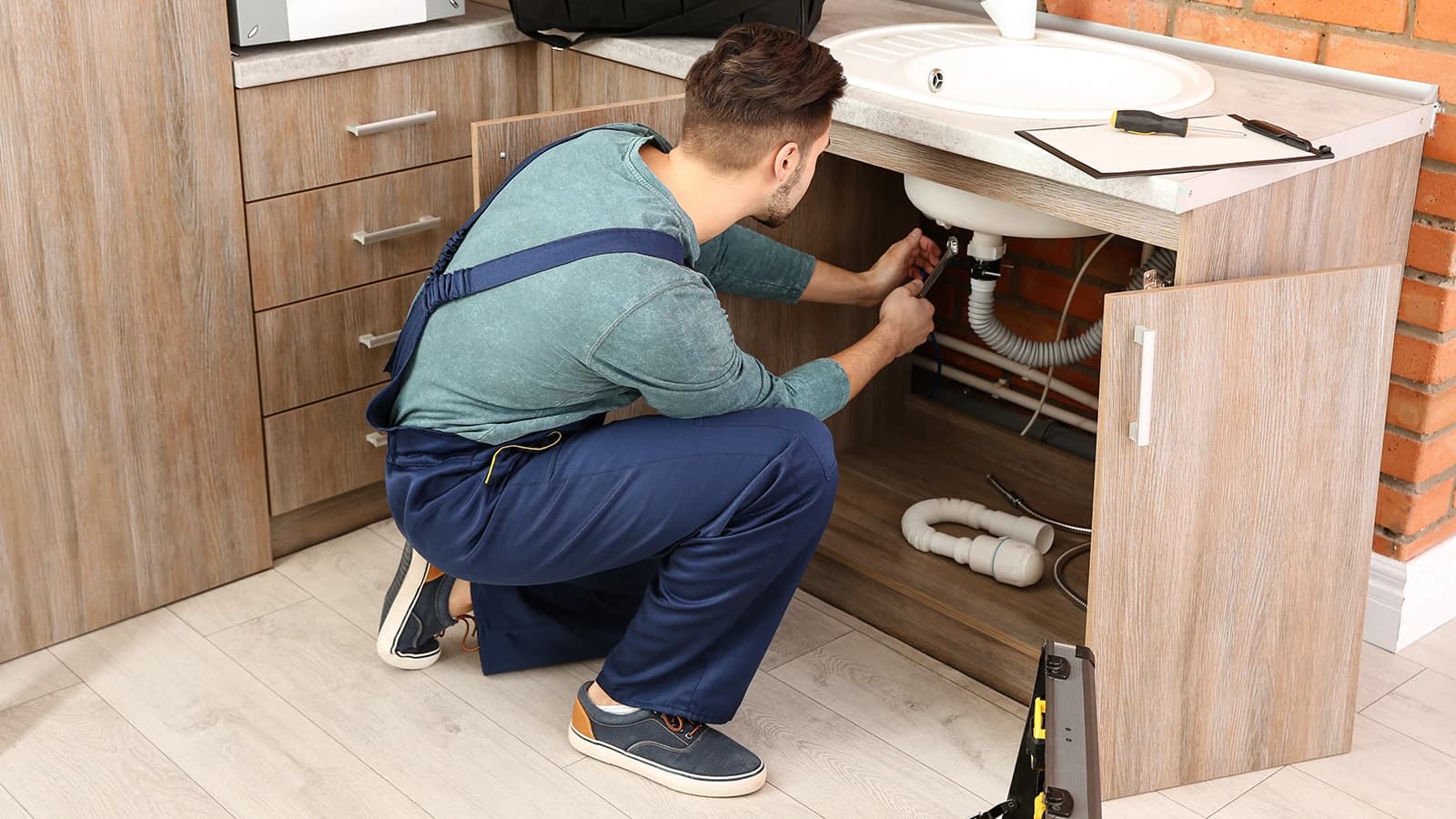Lavabo Tıkanıklığı Nasıl Açılır? 5 Etkili Yöntem